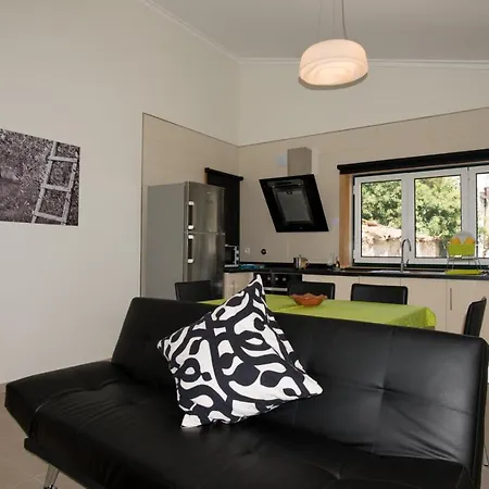 Casas Do Mondego * Porto da Carne