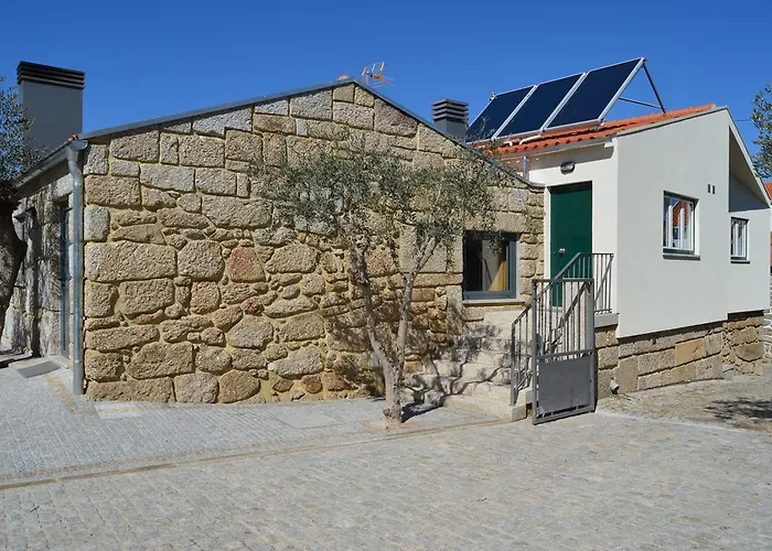 בית כפרי Casas Do Mondego
