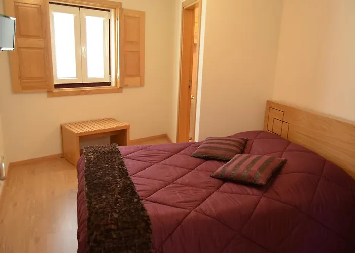 בית כפרי Casas Do Mondego *